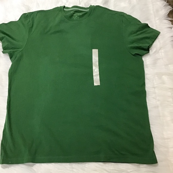 Banana Republic Men’s Green Round Neck Shirt